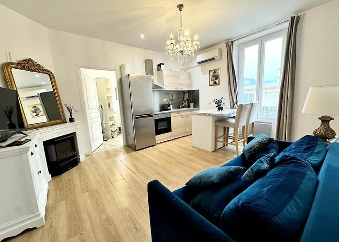 Lumineux Appartement Deux Pieces