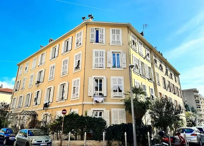 Lumineux Appartement Deux Pieces